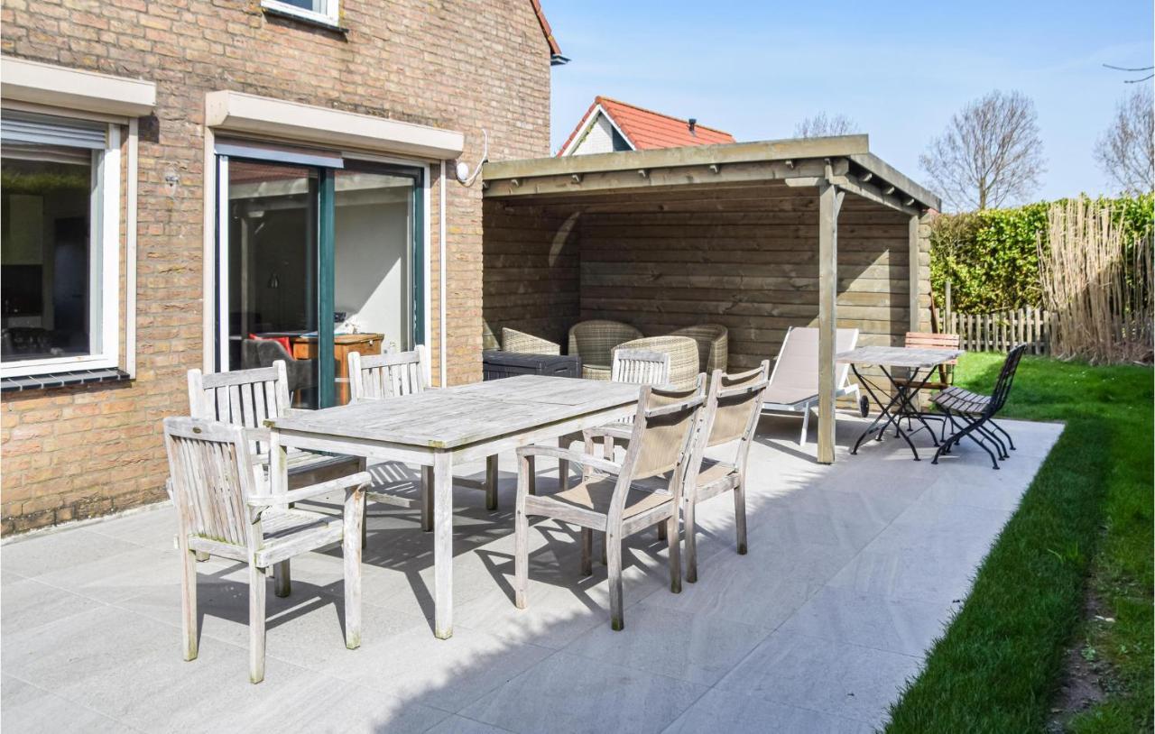 Stunning Home In Breskens With Kitchen Eksteriør billede
